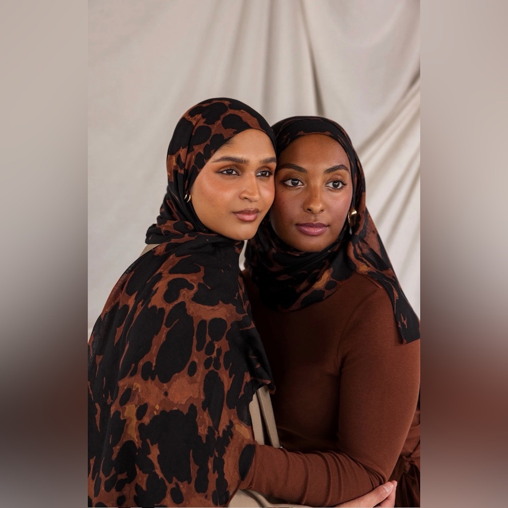 Rare Vela Tortoiseshell Hijab